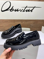 Лоферы лаковые