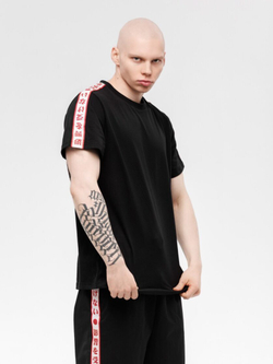 Футболка UNAFFECTED Япония Лампасы Чёрный