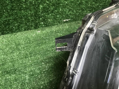 Фара левая Nissan X-Trail T32 17-22 галоген