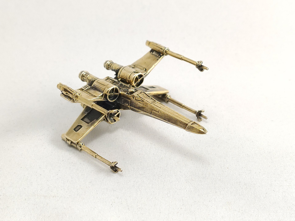 Статуэтка. X-Wing (отдельная подставка)