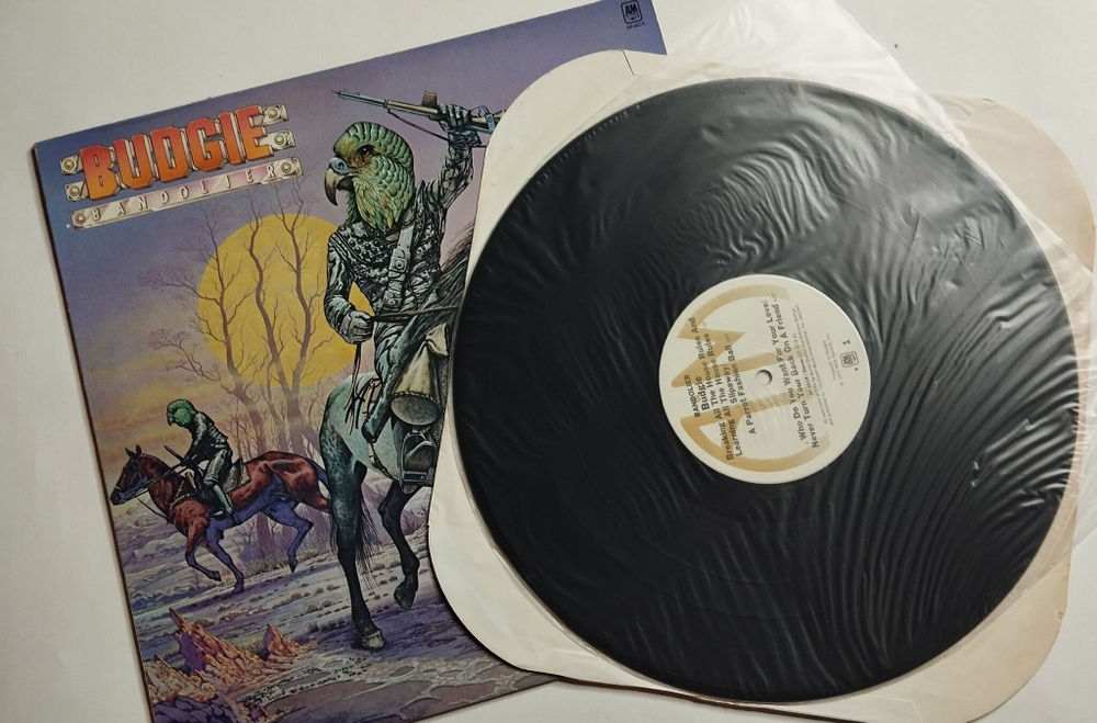 Винтажная виниловая пластинка LP Budgie Bandolier (USA 1975)