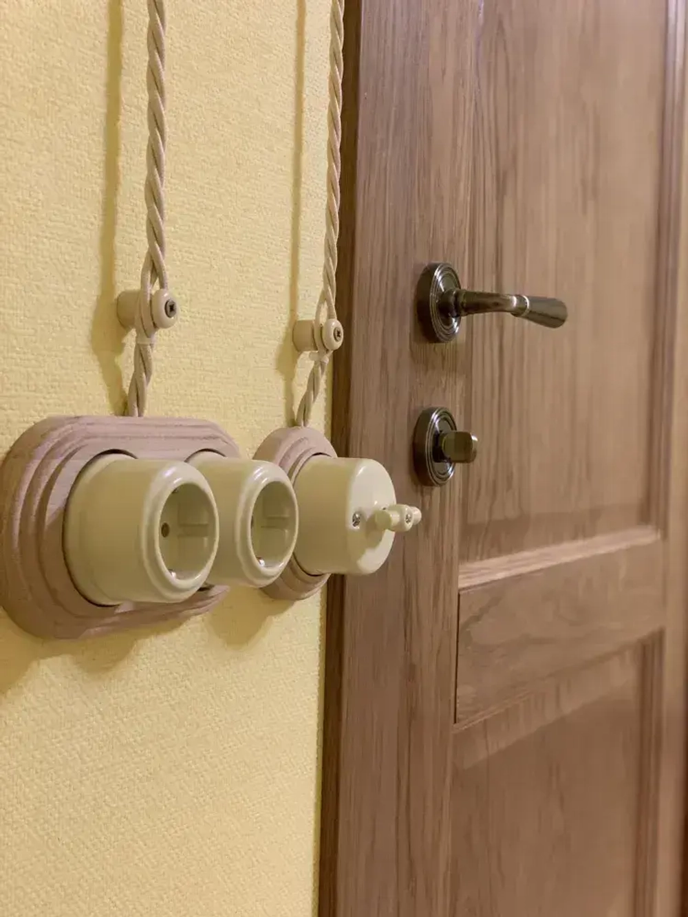 Витой ретро провод Retrika 2х2.5 ГОСТ, слоновая кость, 50м, RP-22506