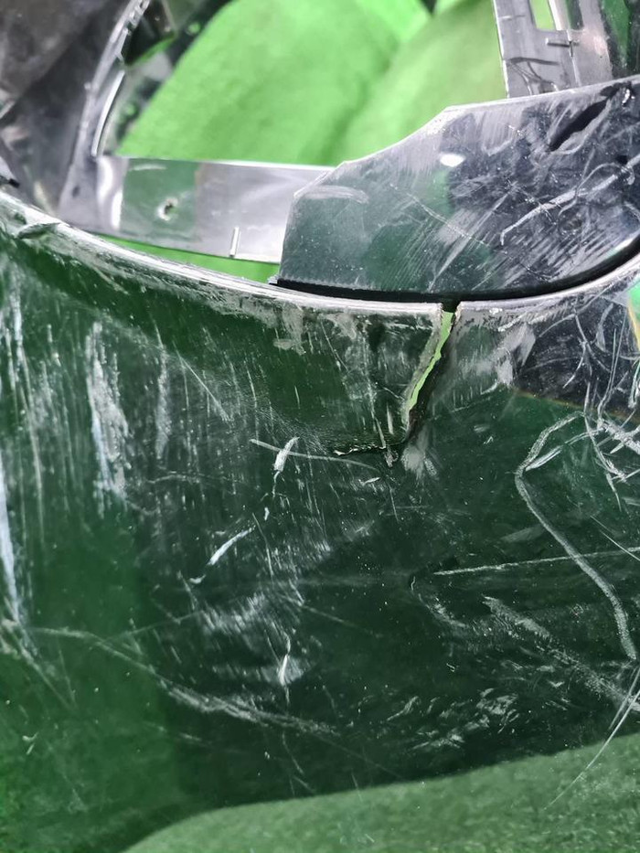 Бампер передний Mercedes E W213 (2020-2023) AMG