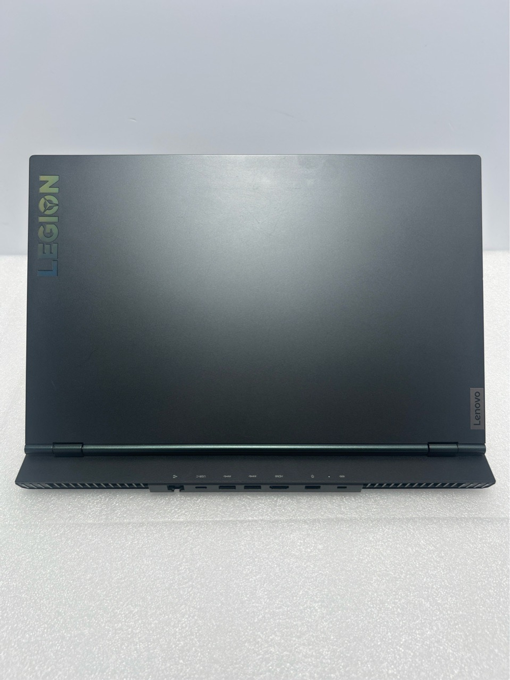 Ноутбук Lenovo Legion 5 15ARH05H (82B10083RU) 15.6"/AMD Ryzen 7 4800H /RAM 16 GB/SSD 512 GB/RTX2060/1920x1080/IPS 144 Hz/Windows 11/Подсветка кл-ры: LED/черный. Состояние: Уценка/маленькая трещина на топе/C1