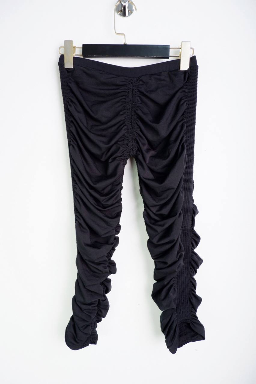 Брюки оригинального кроя, маркировка 6, визуально на 42 размер