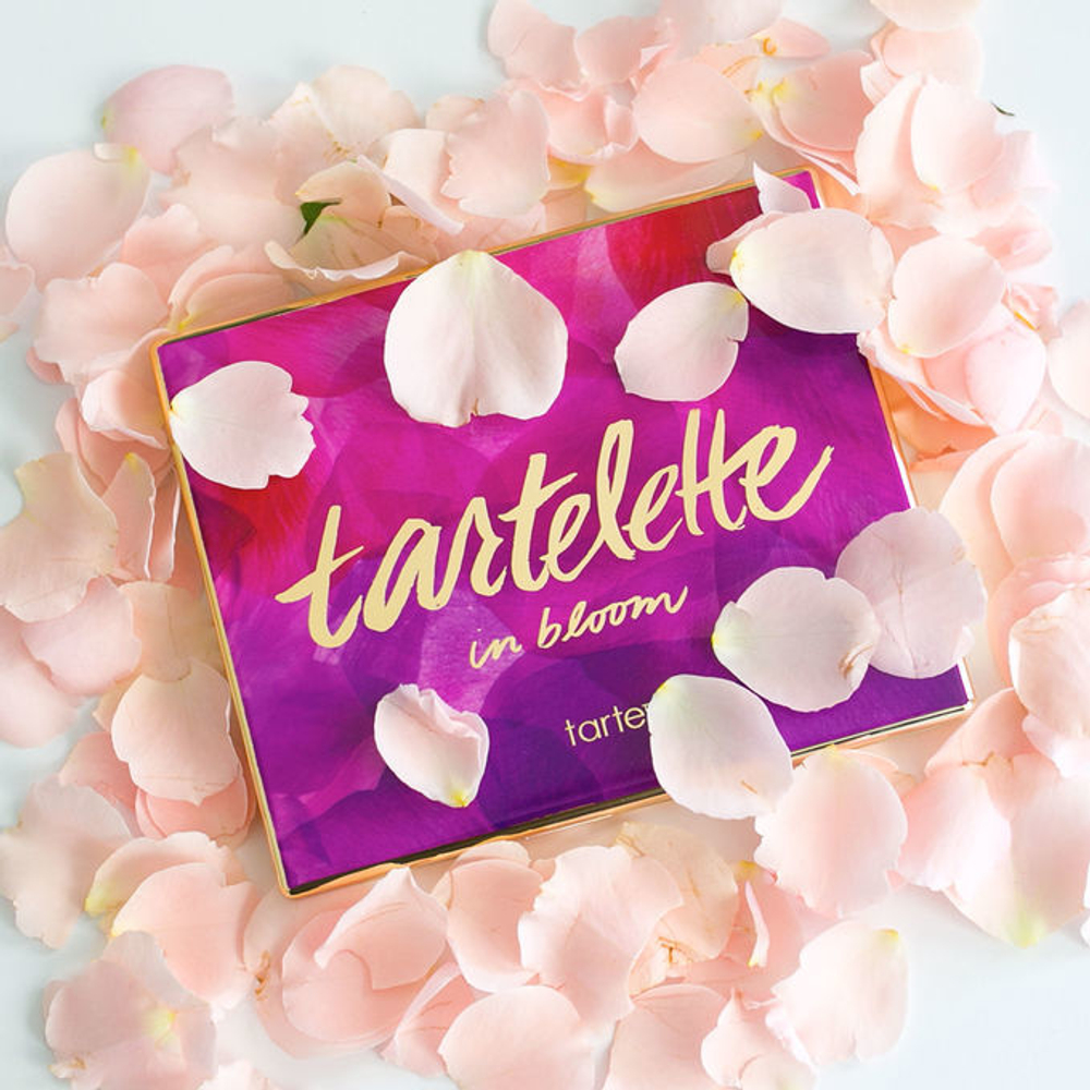 Tarte Tartelette In Bloom палетка теней