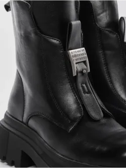 Зимние ботинки на высокой платформе