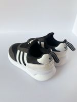Новые кроссовки Adidas, 21