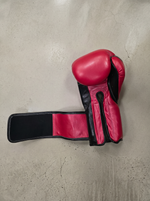Боксерские перчатки Arcade Red/Black