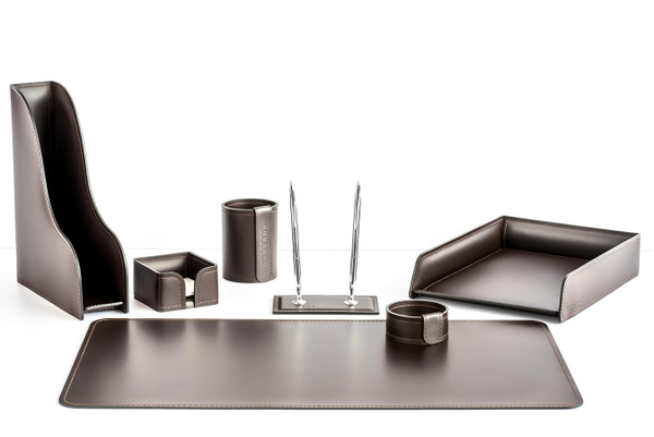 Офисный настольный набор 7 предметов из кожи цвет шоколад №154