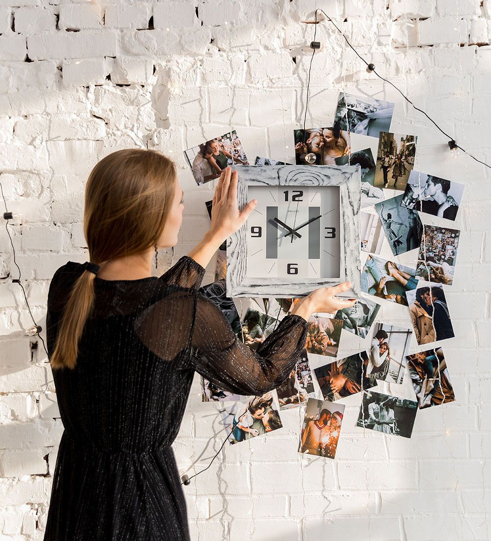 Салют SLT-123 Часы настенные «КВАДРАТУРА»