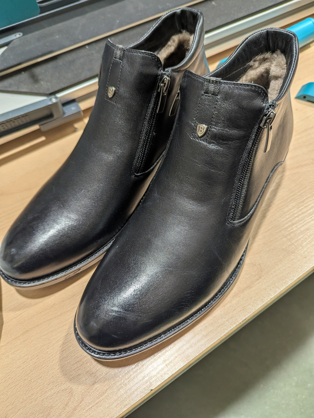 Ботинки Atlant 42р царап1