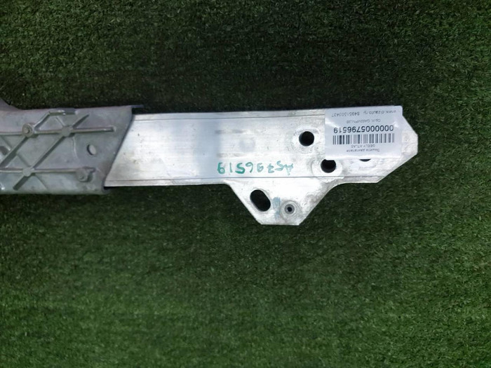 Кронштейн передней панели Mercedes GLC X253 15-22