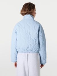 Куртка демисезонная стеганая "Голубые мечты" женская