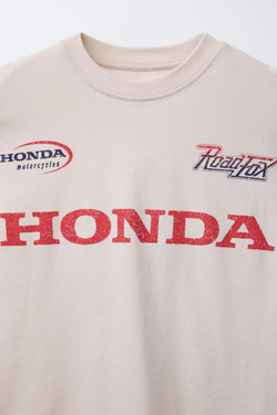 ZARA ФУТБОЛКА С ПРИНТОМ HONDA ©, КРЕМОВЫЙ