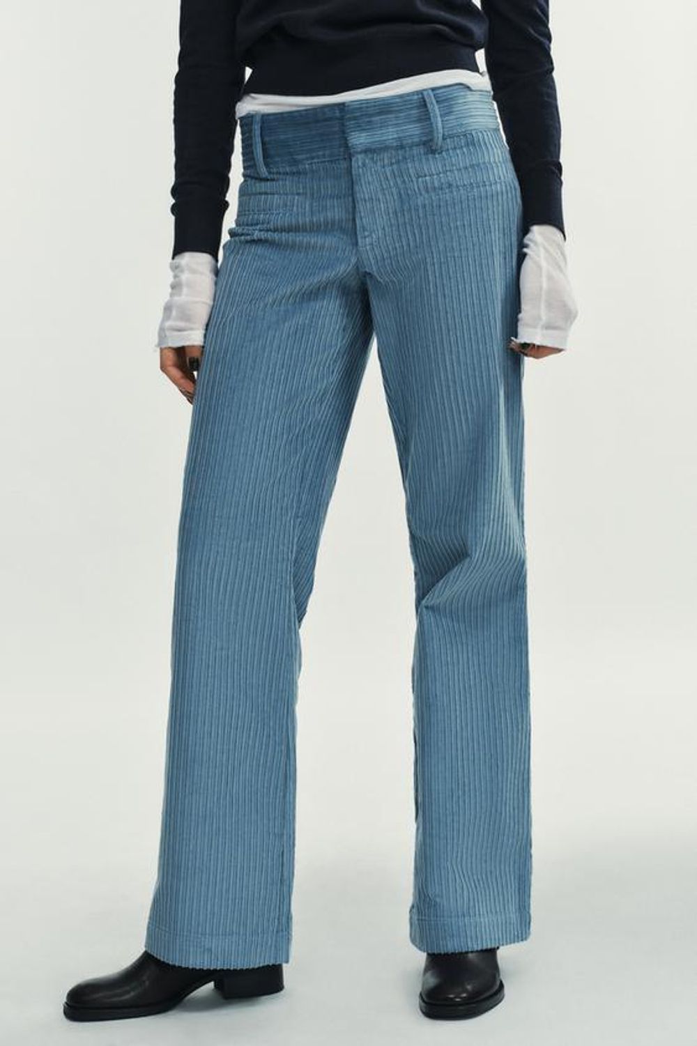 ZARA РАСКЛЕШЕННЫЕ БРЮКИ ИЗ ВЕЛЬВЕТА, ЛИНЯЛЫЙ ГОЛУБОЙ