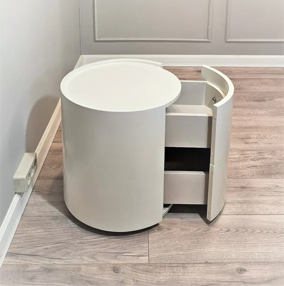 Прикроватная тумбочка 4470 с двумя ящиками, белая