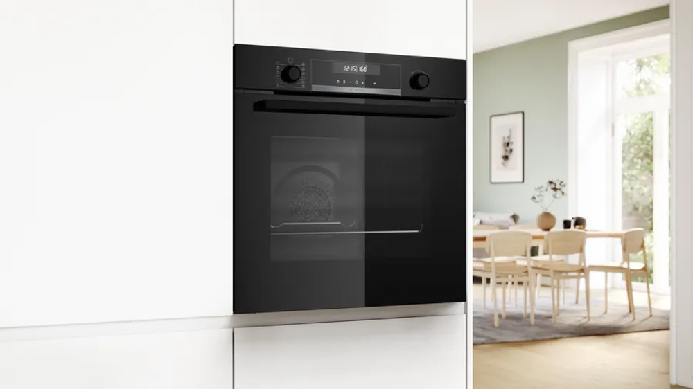 Встраиваемый электрический духовой шкаф Bosch HBG578EB3
