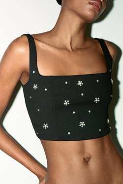 ZARA УКОРОЧЕННЫЙ ТОП СО СТРАЗАМИ, ЧЕРНЫЙ