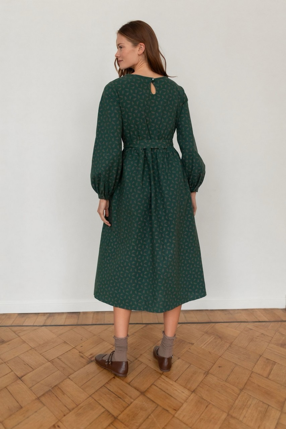 Платье Аврора из фланели для беременных и кормящих, Темно-зеленый с цветами