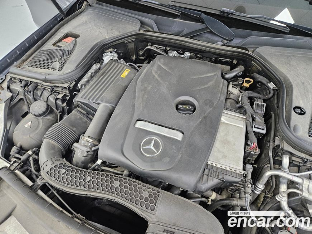 Mercedes-Benz E-Class W213 E300 Avangarde (08.2019)