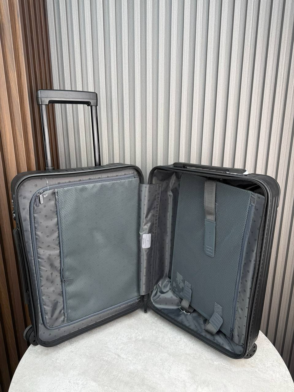 Чемодан Rimowa