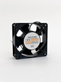 Вентилятор осевой компактный LTF12038HSL 220В 120х120х38 мм, уровень шума 45 Дб, 0.14А, мощность 26 Вт, производительность 153 м3/час, скорость вращения 2700 оборотов в минуту