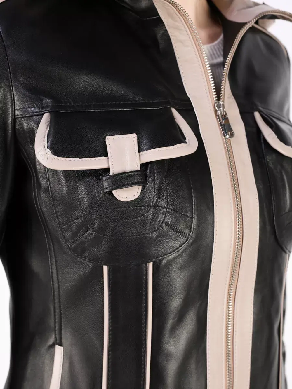 Кожаная куртка демисезонная с капюшоном