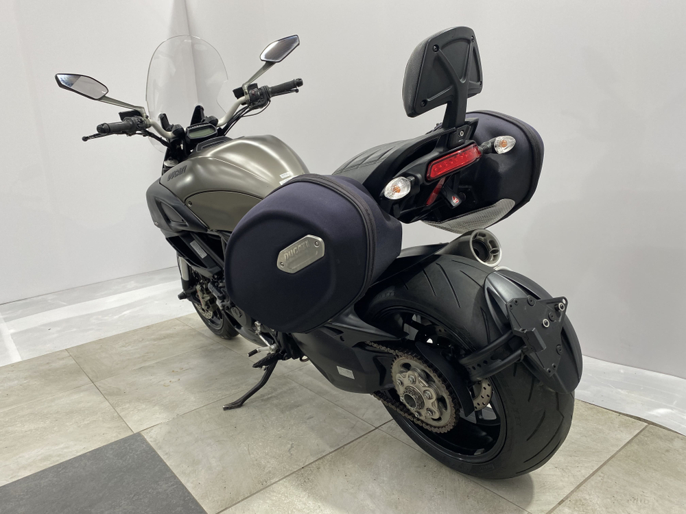 Ducati Diavel Strada , 2013