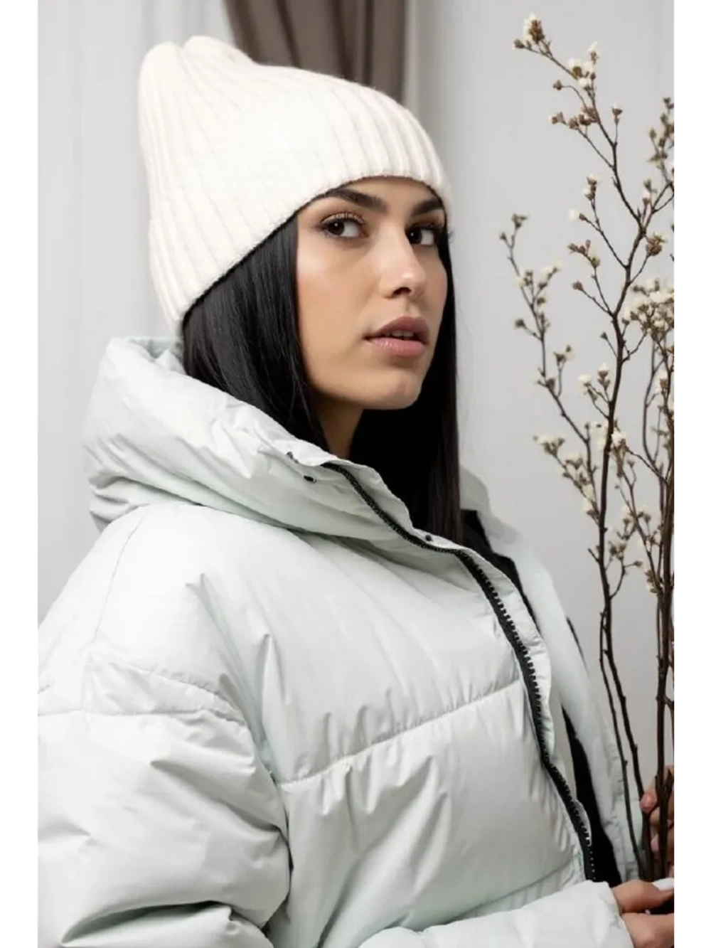 шапка вязаная теплая зимняя с отворотом стильная