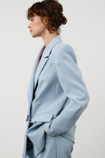 Жакет двубортный мужского кроя