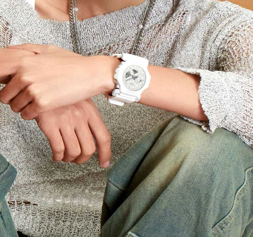 Часы Casio GA-2300-7A