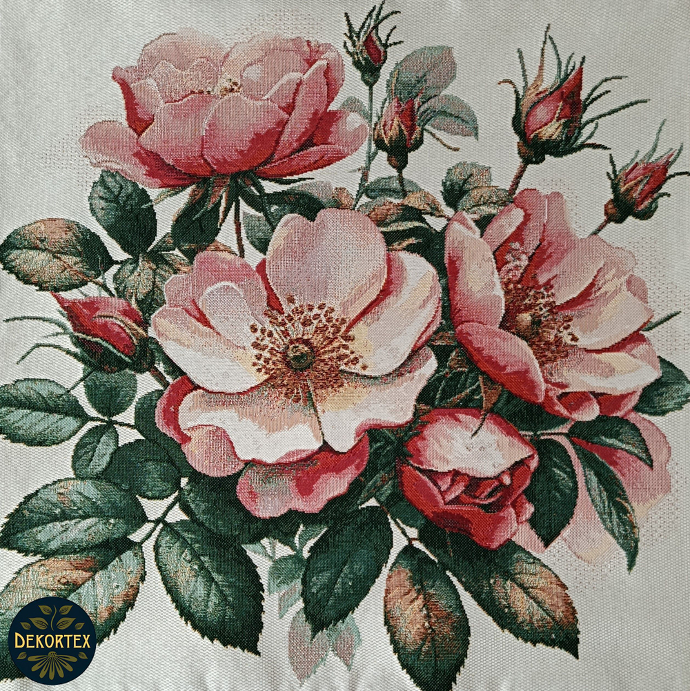 Декоративный гобеленовый чехол Шиповник 47х47