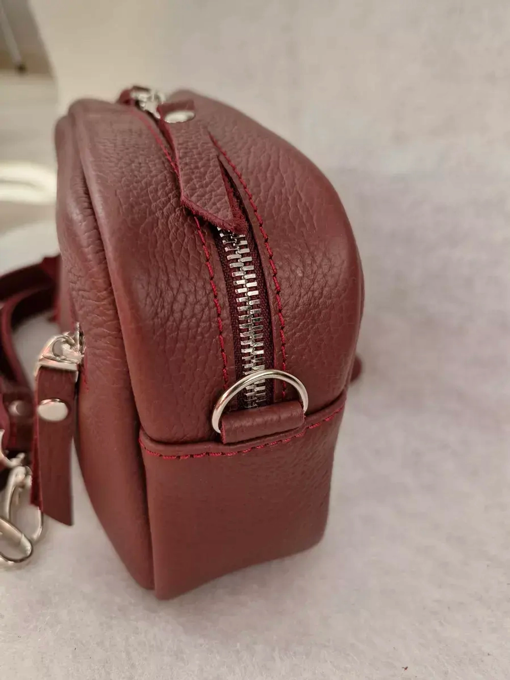 Сумка из натуральной кожи кросс боди