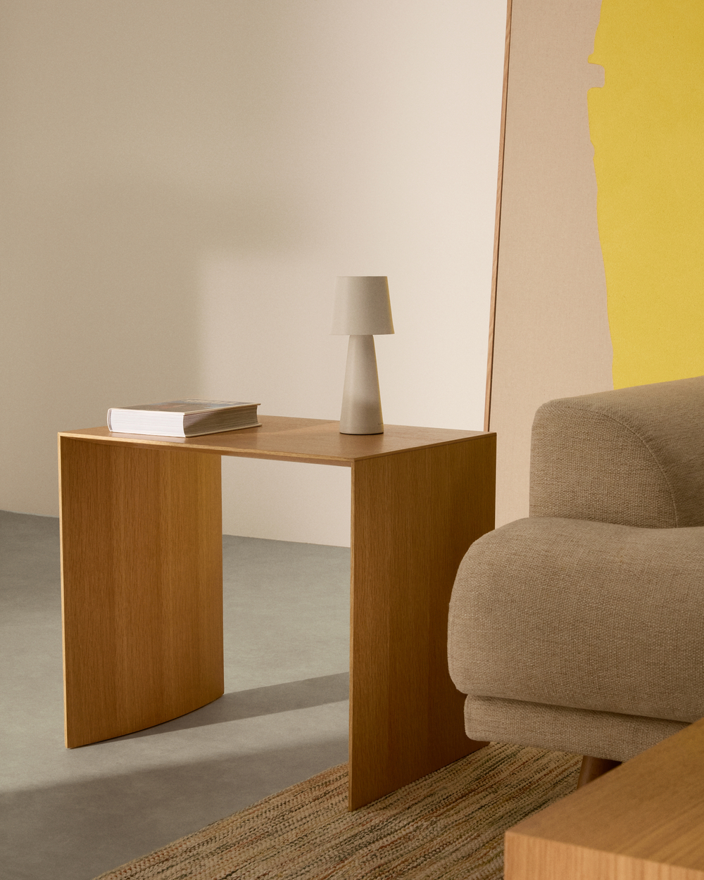 Litto Приставной столик из шпона дуба натурального цвета 55 x 40 см