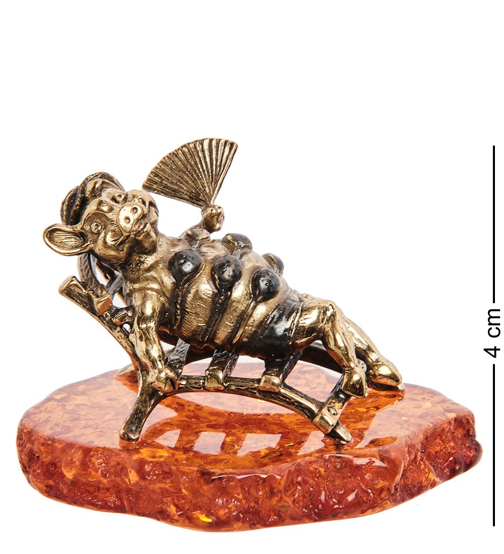 Народные промыслы AM-1589 Фигурка «Свинья Фифа на пляже» (латунь, янтарь)