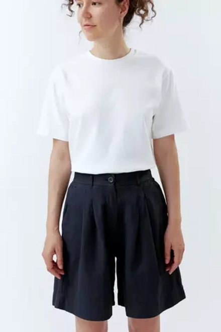 Шорты со складками черного цвета