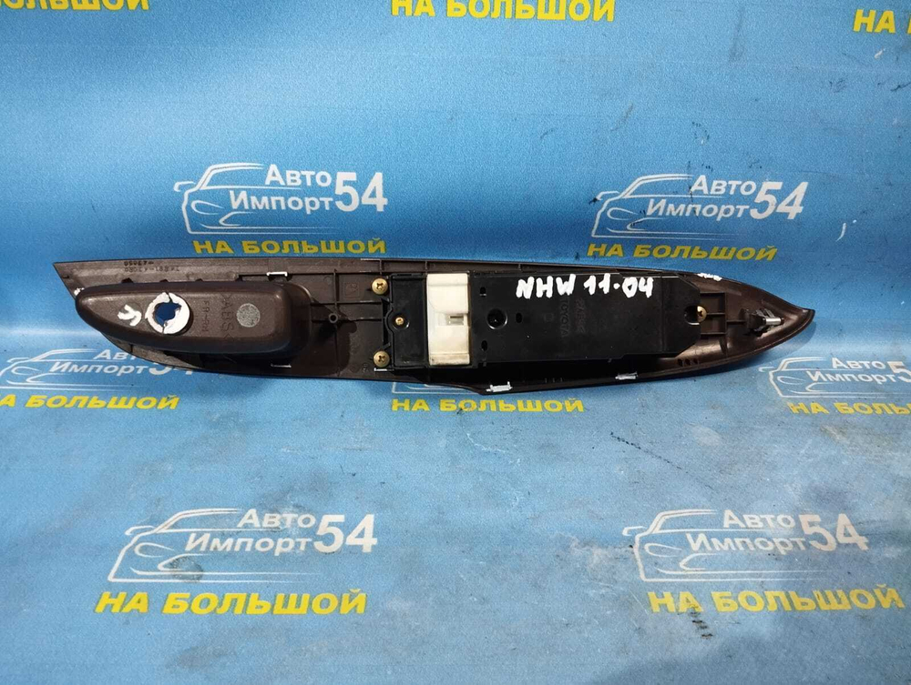 Блок управления стеклоподъемниками TOYOTA PRIUS 2002