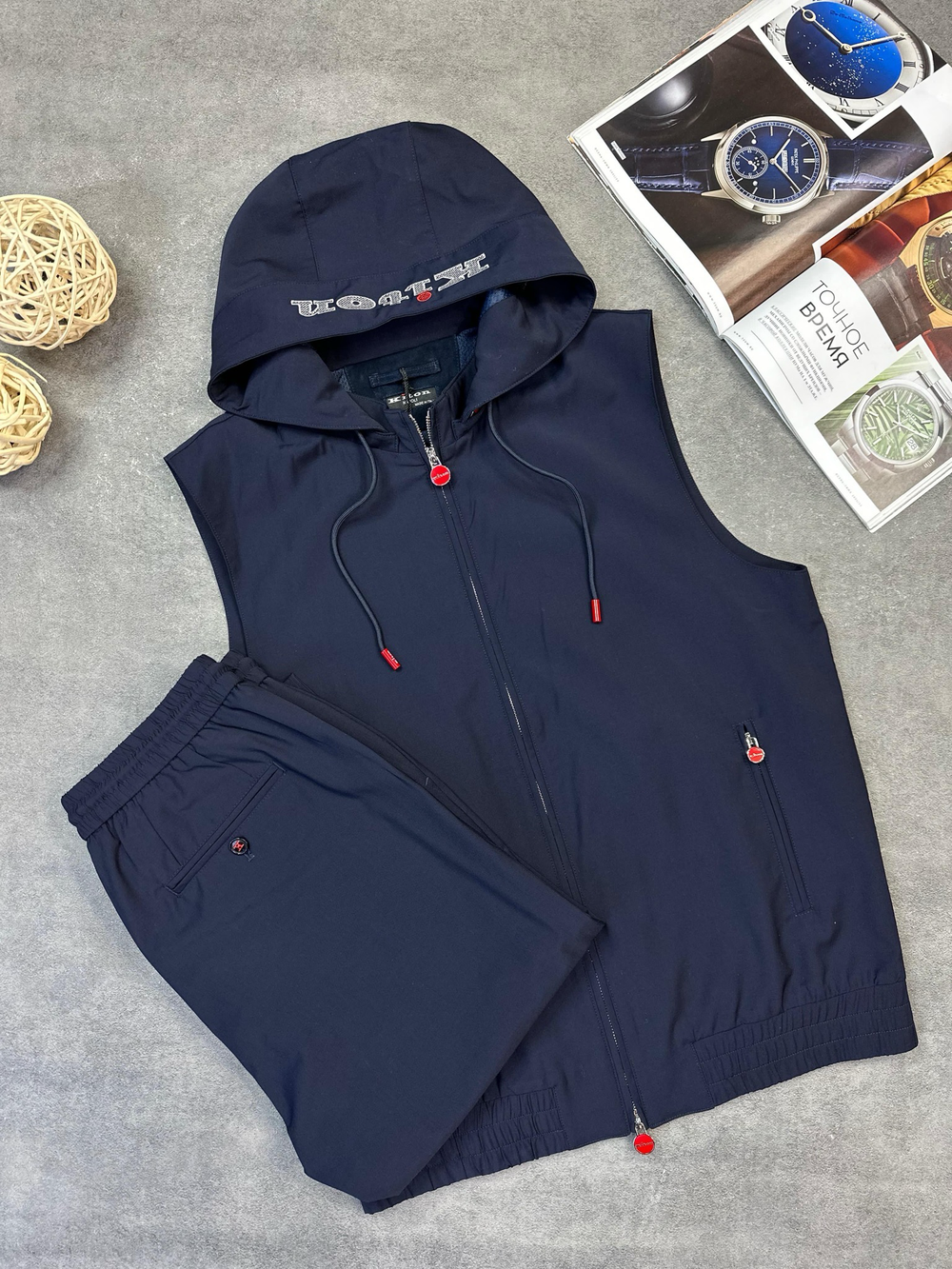 Прогулочный костюм Kiton
