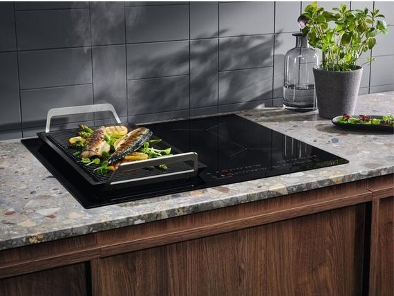 Варочная панель Electrolux CIV634