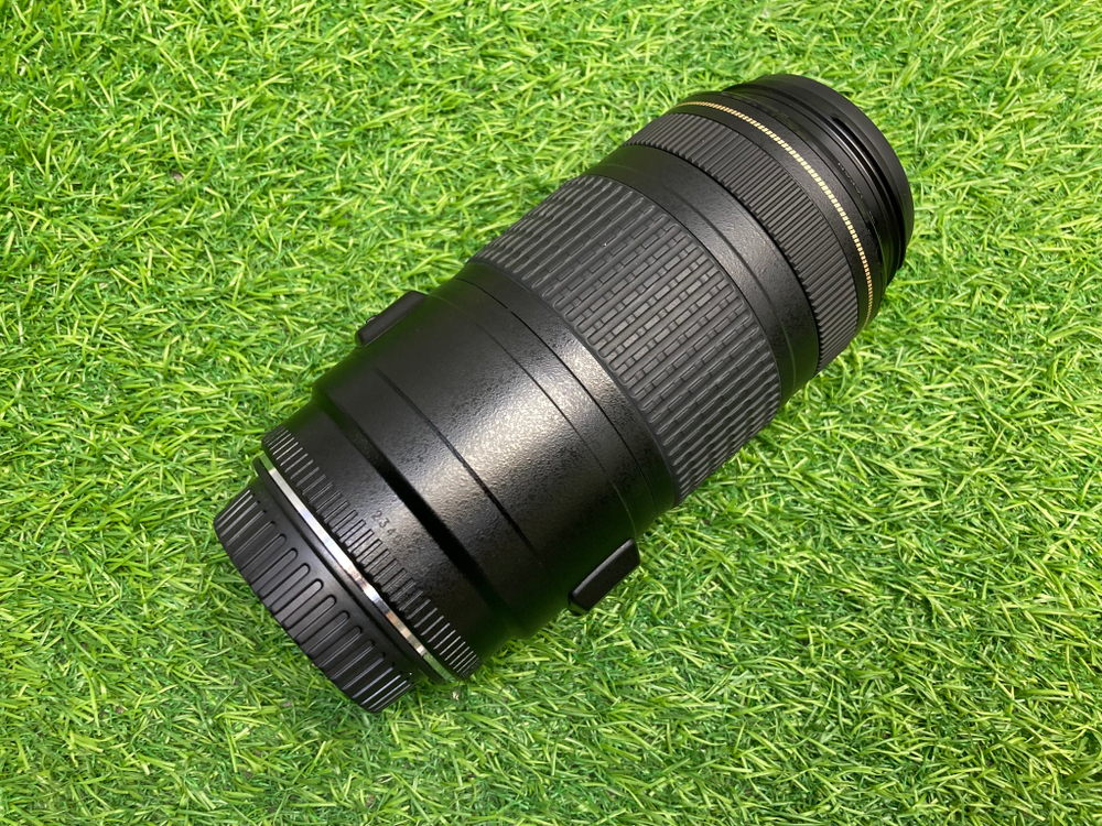 Canon EF 70-300mm 4-5.6 IS USM