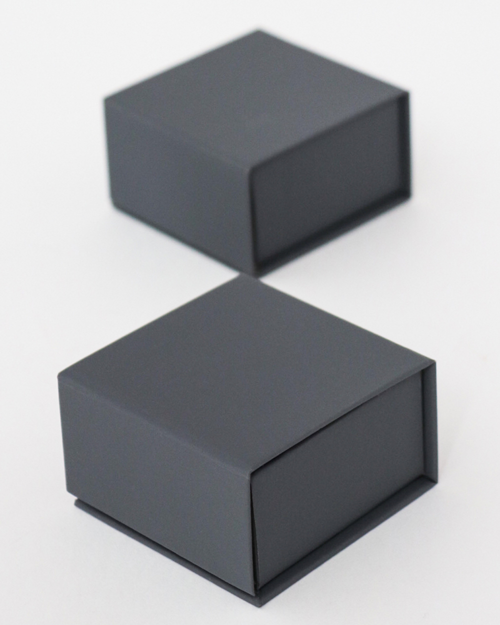 Футляр серии «Марк» для витринной выкладки украшений