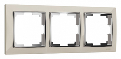 Рамка на 3 поста Werkel W0031903