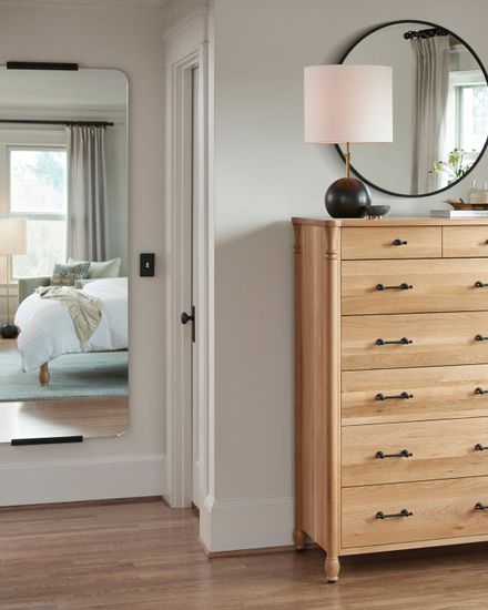 Чёрная настольная лампа “Тулон”