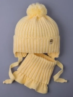 Шапка для девочки осенняя и снуд вязаные