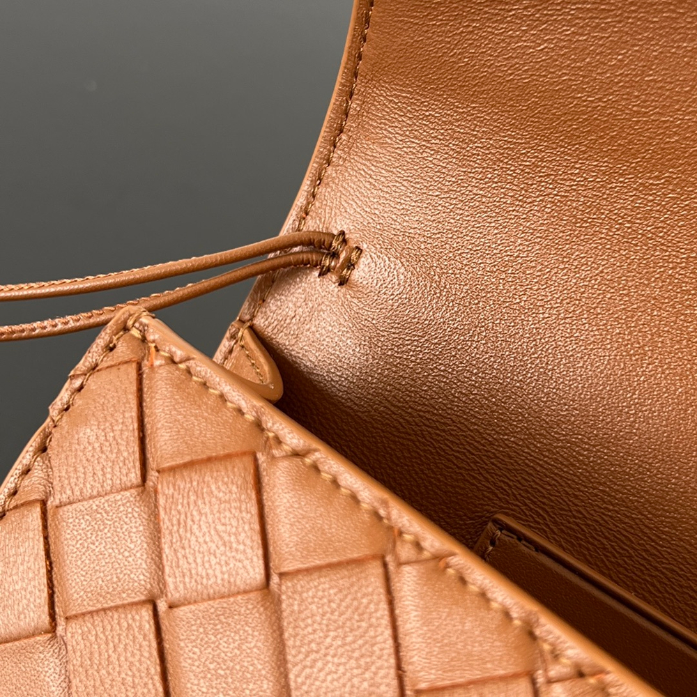 Bottega Veneta Long Clutch Andiamo With Handle
