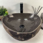 Раковина из речного камня RS-65257 48*44*15 0861