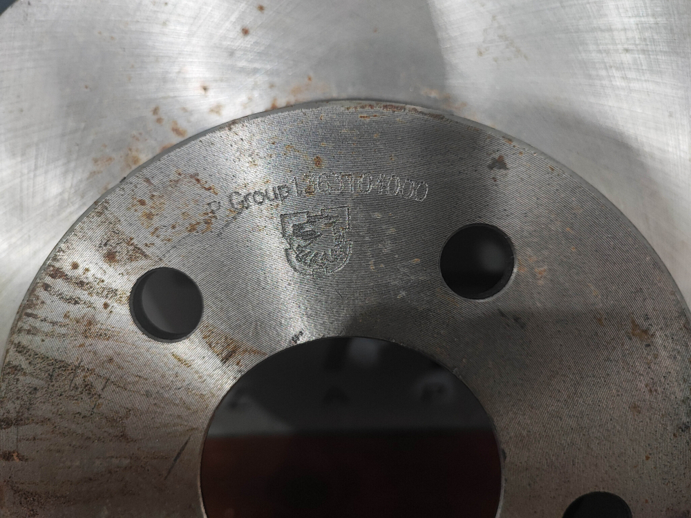 Диск тормозной Mercedes W204,C207, W212 Новый 1363104000