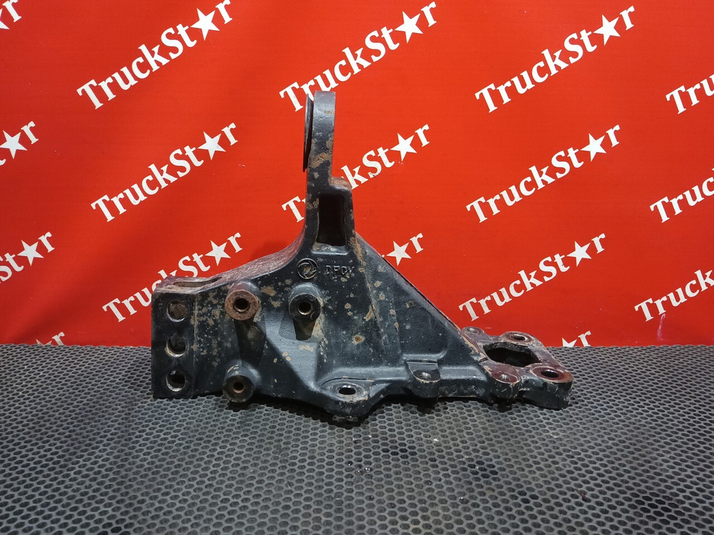 Кронштейн задней подвески кабины правый 2023г.