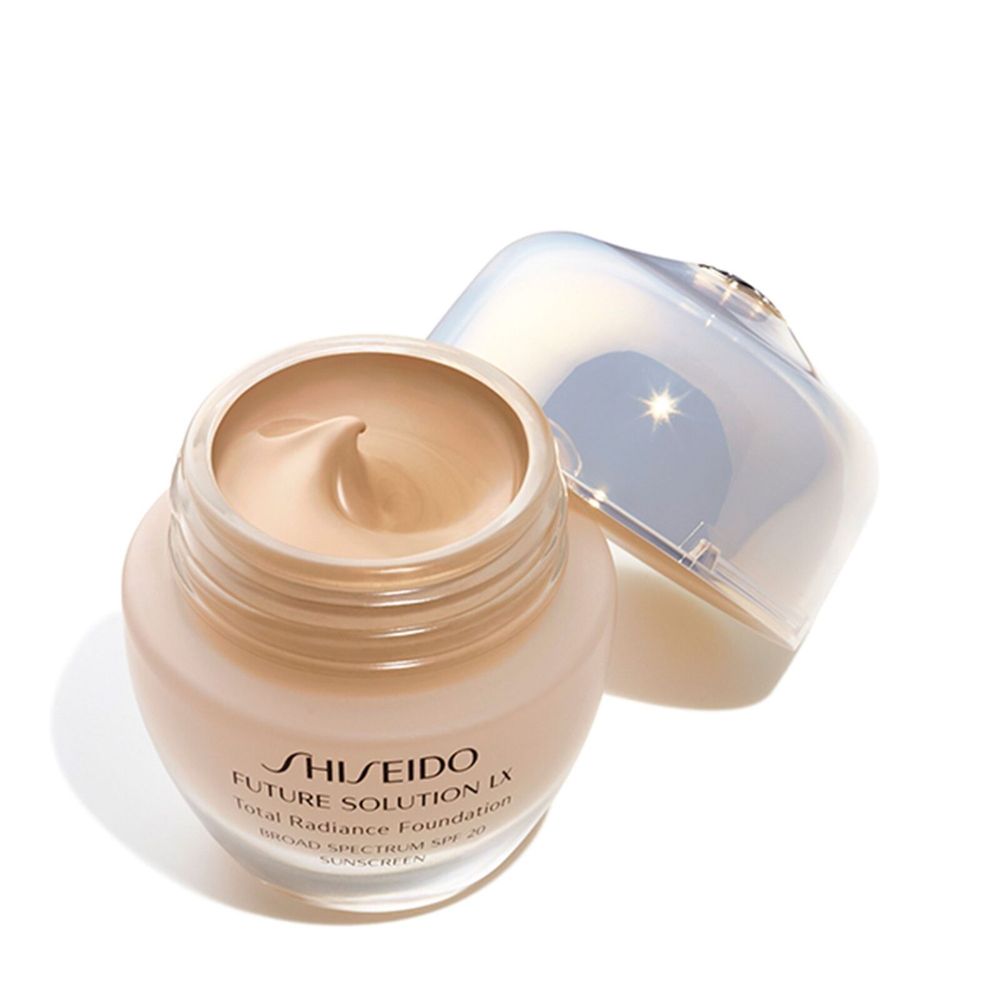 SHISEIDO FUTURE SOLUT. LX TOT RADIANCE FOUNDATION E N4 SPF 20